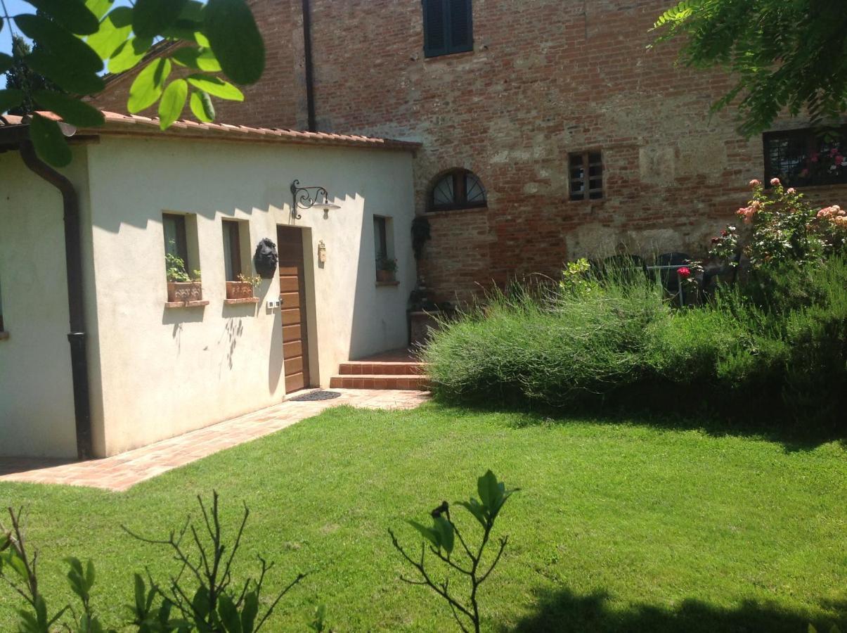 Al Giardino Degli Etruschi Guest House Chiusi Exterior photo